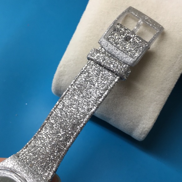 🖤Y2K💕Limited edition SWATCH CHRISTMAS ‘99 WATCH COLLECTIBLE NWOT - Picture 5 of 14